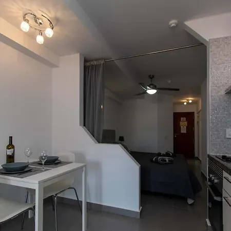 Santa Maria 135 - With Air Conditioning And Pool View Апартаменти *